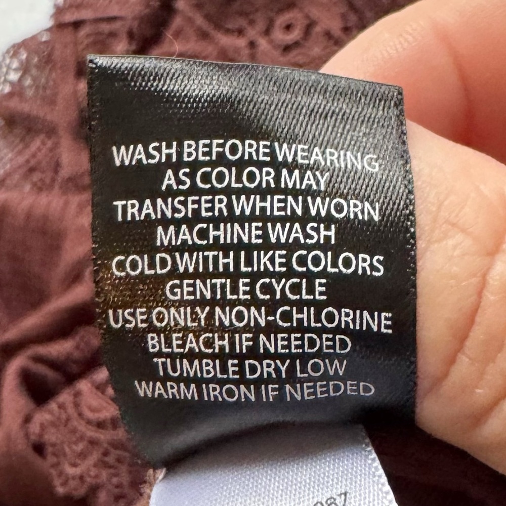 Torrid Deep Mahogany Texture Jersey Crew Neck Lace Yoke Swing Tank Size 1X - Picture 11 of 15